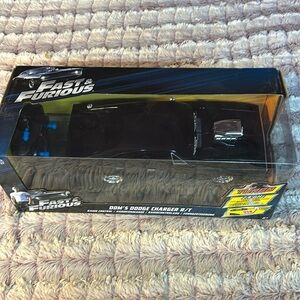 Fast & Furious Dom's 1970 Dodge Charger R/T Black 97605 Diecast Remote Control